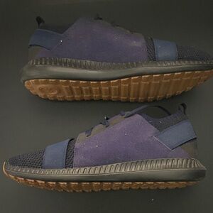 Under Armour Men's Purple and Black Sneakers